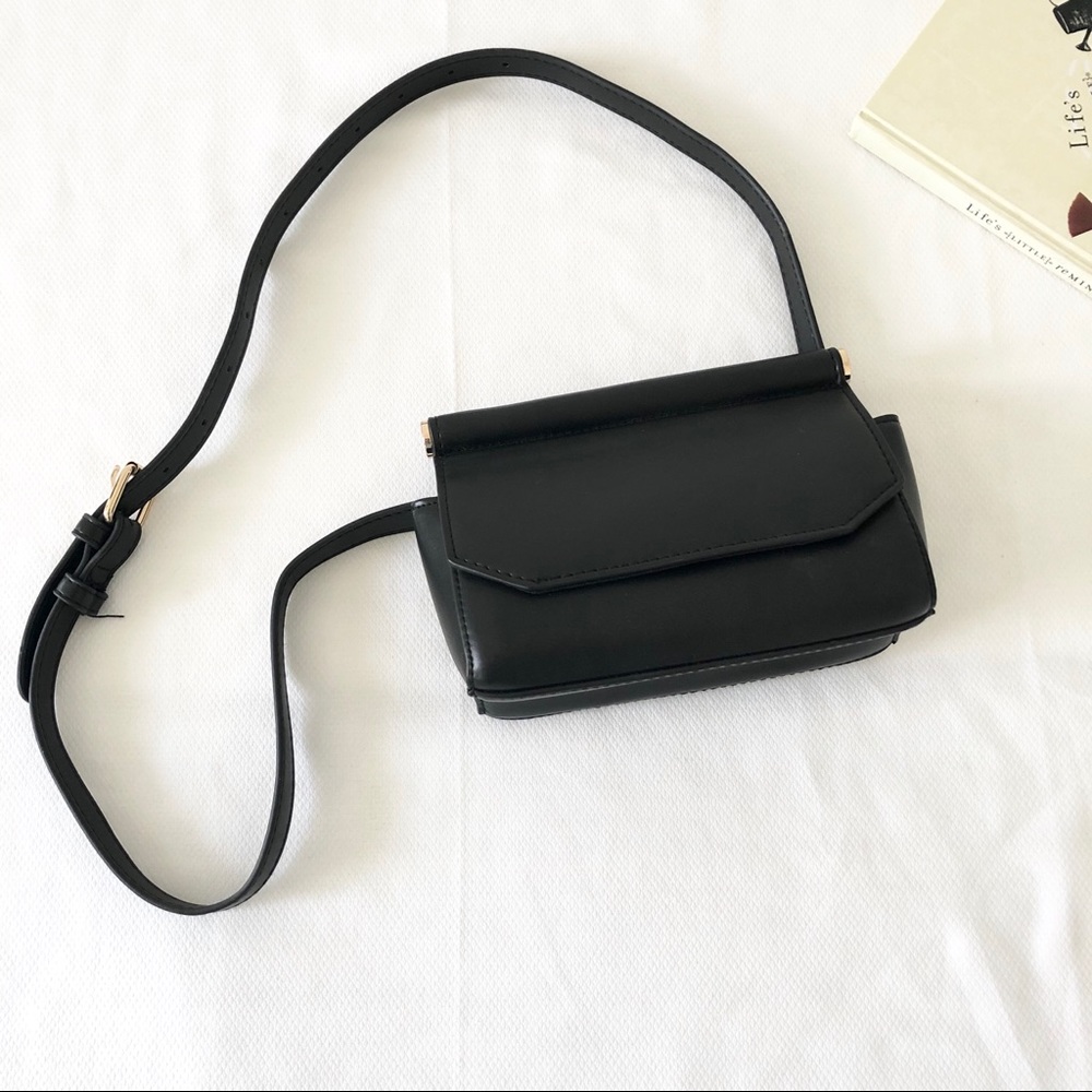 a new day Stylish and Trendy Fanny Pack Black